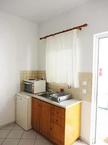 Lazanis Studios Apartments