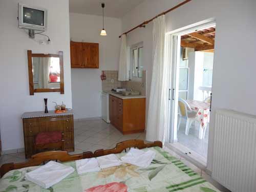 Appartement Lazanis Studios *